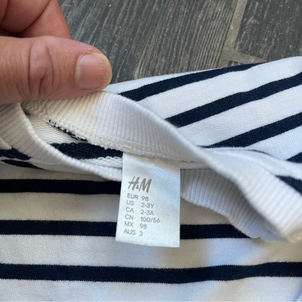 H&M 2t Outfit - Picture 3 of 5